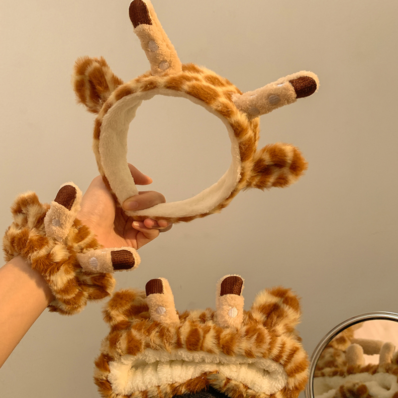 Cartoon Giraffe Cute Plush Bat – Hair Care China Bewertung und Preis